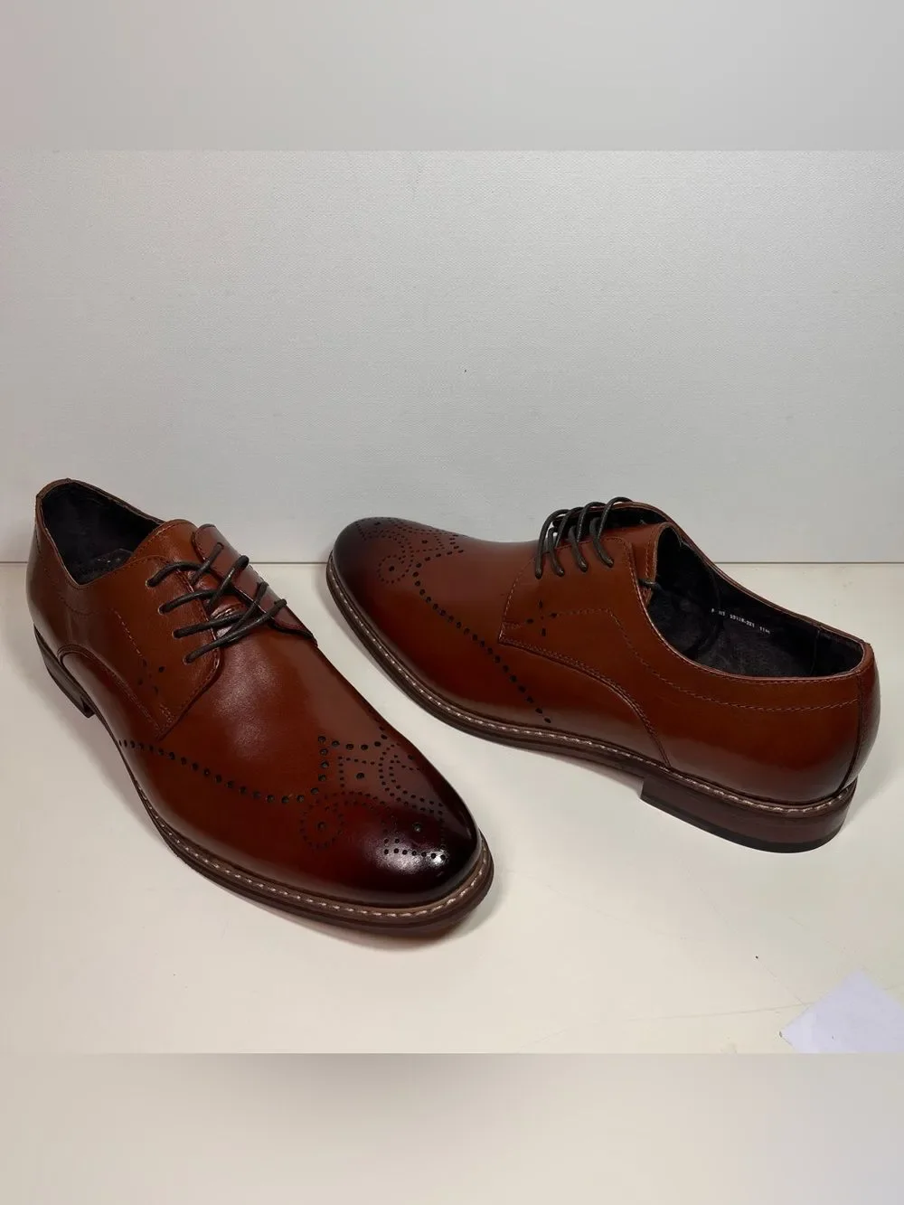 Stacy Adams Men's Alaire Wingtip Lace-up Oxford